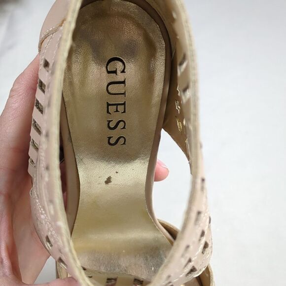 For Kitty Rescue! Guess Laser Cut Stilettos - Picture 12 of 16